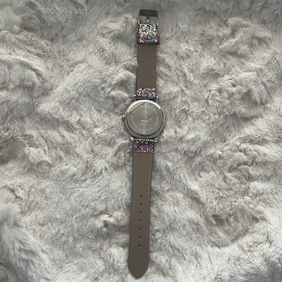 New Watch - Picture 3 of 5